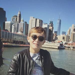 Meet your Posher, Carlo